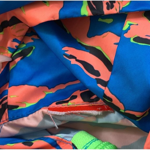 Nike Women's Packable Camouflage Trail Running Jacket - Picture 8 of 13